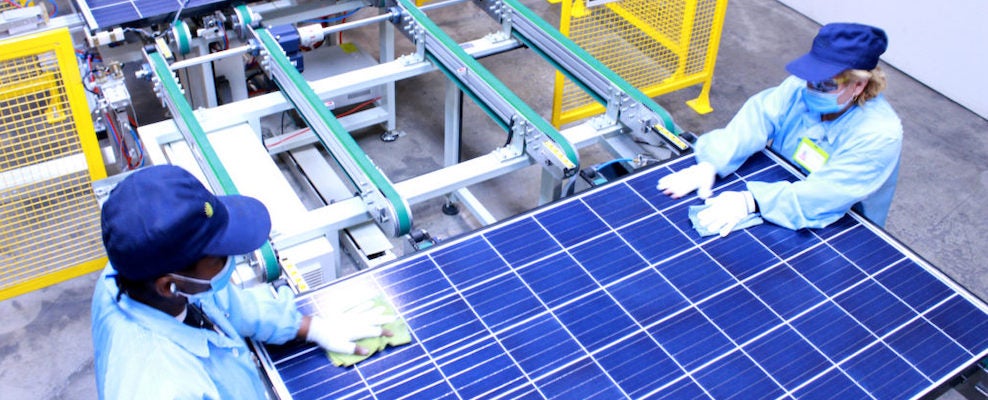 UNIQUE - Manufacturing and Installation of a photovoltaic SOLAR