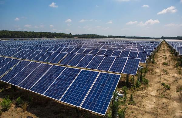 dominion-wants-up-to-5-760-mw-of-solar-by-2042-while-modernizing-its-grid